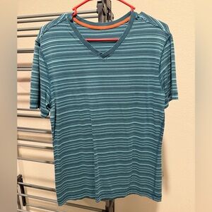 Lululemon teal green striped v neck athletics workout shirt